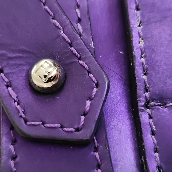 Fendi - Picture 5 of 8